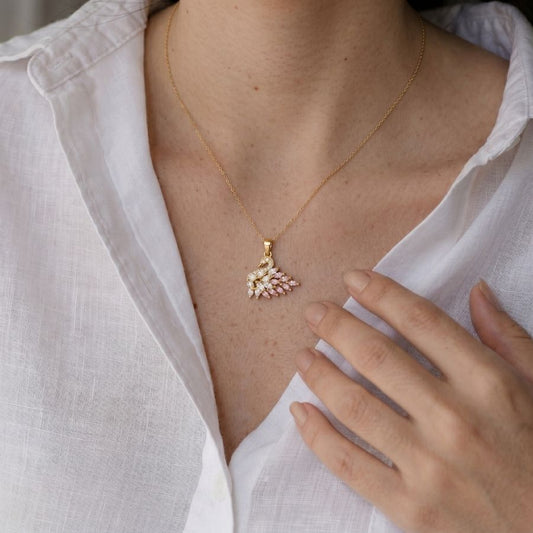 Pink Swan Pendant Necklace — photo 1