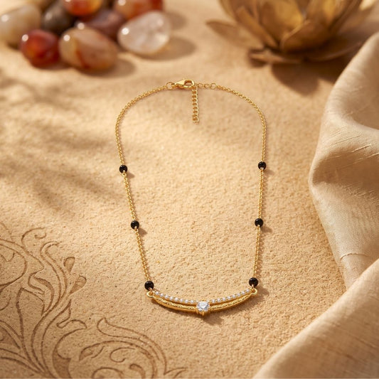Chandrika Crescent Mangalsutra — photo 2