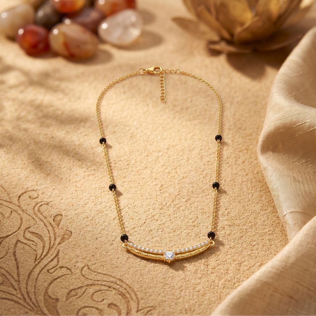 Chandrika Crescent Mangalsutra — photo 2