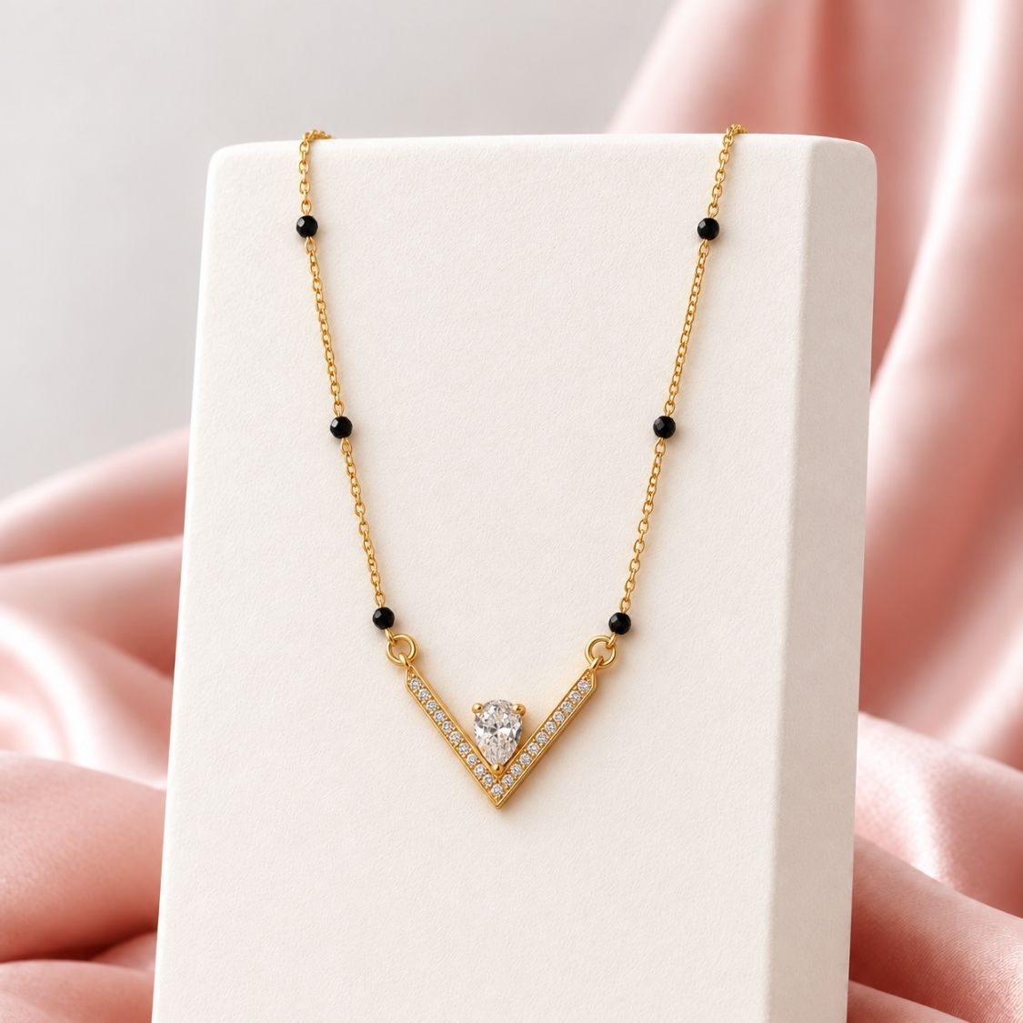 Dhruv Pave V Mangalsutra - photo 4