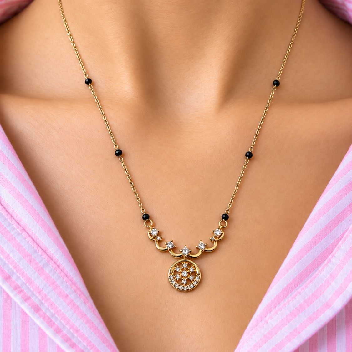 Kesar Medallion Mangalsutra - photo 1